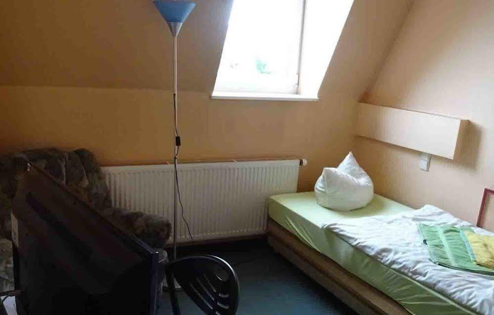 Hostel Im Medizinerviertel Halle  Zewnętrze zdjęcie